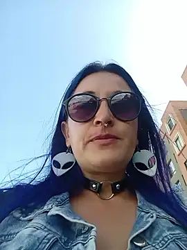 Snapshot of sophie_banger chatting on 01.17.26 sophie banger online show from 01.17.26