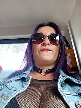 sophie banger online show from 04.14.26