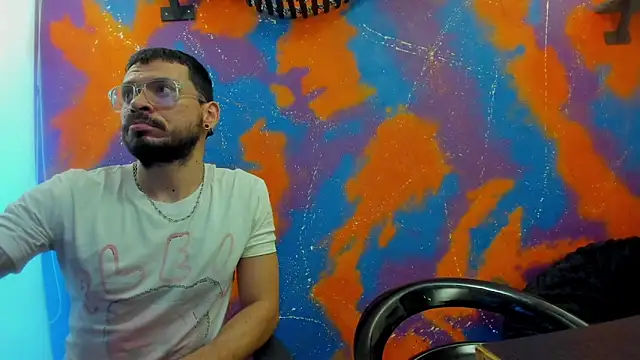 leondevereda online show from 09.18.25