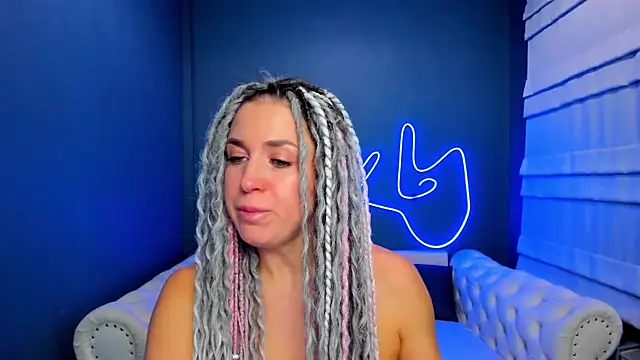 rock n roxy online show from 12.18.25