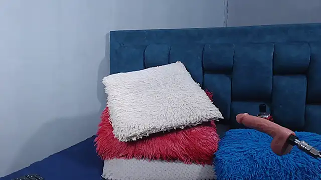 Snapshot of GabySteven chatting on 02.25.26 GabySteven online show from 02.25.26