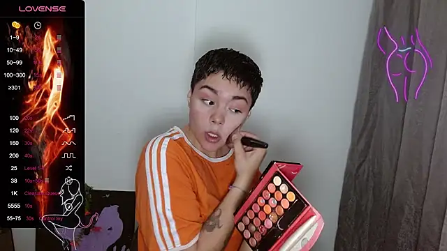 Snapshot of TRIXIE_TANG28 chatting on 02.21.25 TRIXIE TANG28 online show from 02.21.25