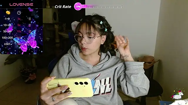 TRIXIE TANG28 online show from 03.03.26