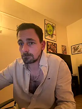 Snapshot of defbond420 chatting on 09.27.25 defbond420 online show from 09.27.25