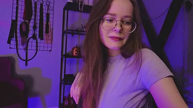 CassieCool online show from 10.19.25