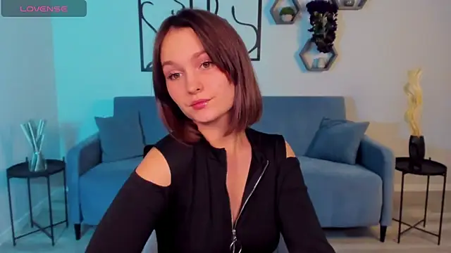 BritnieCute online show from 11.18.25