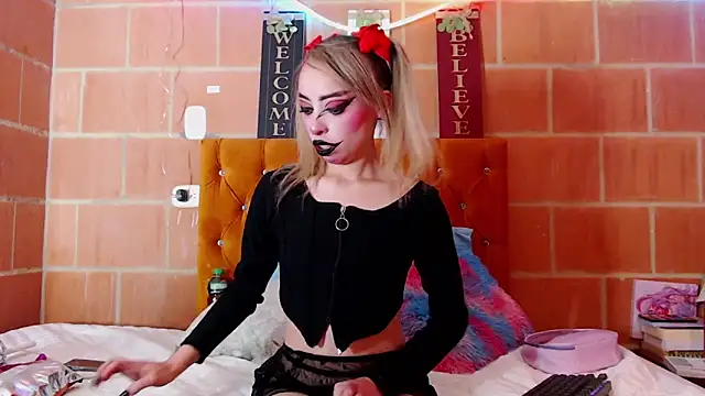 Yennastone online show from 09.08.25