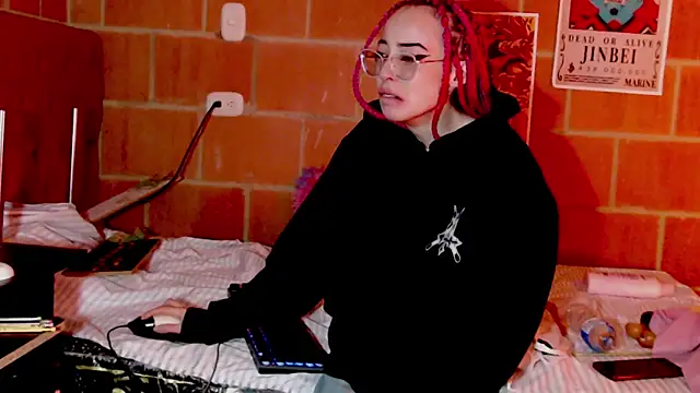 Yennastone online show from 05.24.26