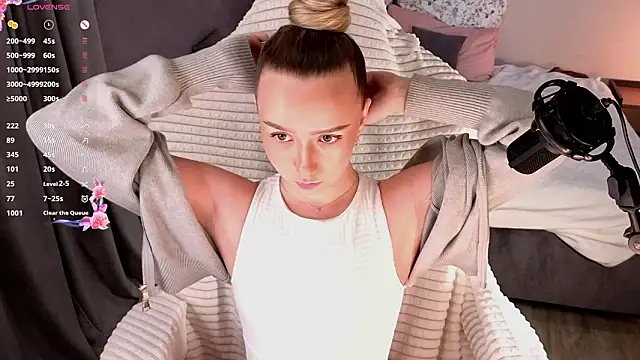 HollisBeckett online show from 03.01.26