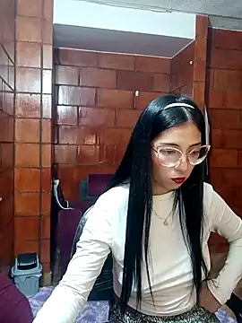 Snapshot of Raven__purple chatting on 01.24.25 Raven  purple online show from 01.24.25