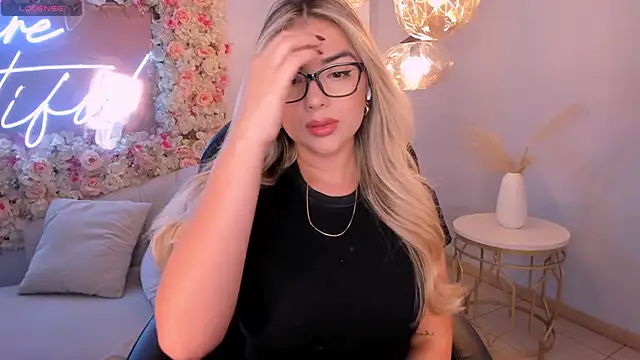 ChloePreston  online show from 03.04.26