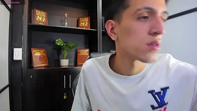 Snapshot of JackRibas_ chatting on 10.03.25 JackRibas online show from 10.03.25