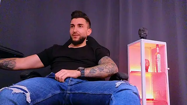 MightyAaron66 online show from 02.05.25