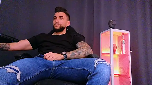 MightyAaron66 online show from 02.05.25