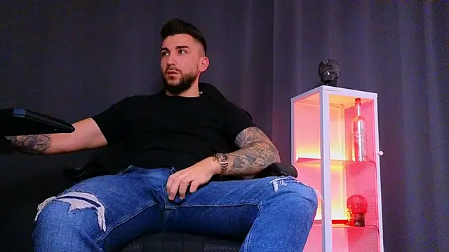 MightyAaron66 online show from 02.12.25