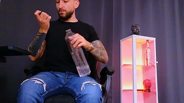 MightyAaron66 online show from 02.12.25