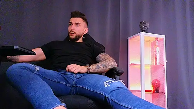 MightyAaron66 online show from 02.13.25