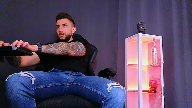 MightyAaron66 online show from 02.17.25