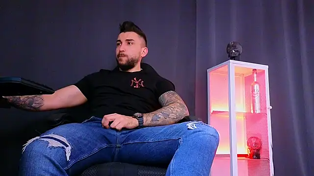 MightyAaron66 online show from 02.26.25