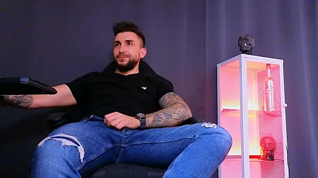 MightyAaron66 online show from 03.04.25