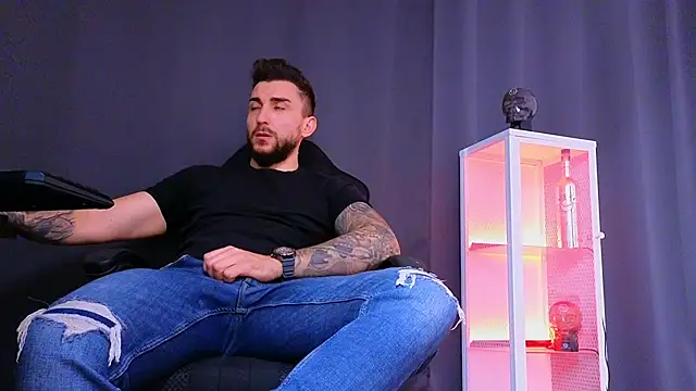 MightyAaron66 online show from 03.10.25