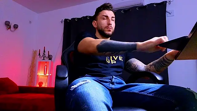 MightyAaron66 online show from 09.13.25