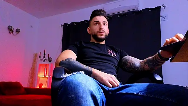 MightyAaron66 online show from 09.15.25