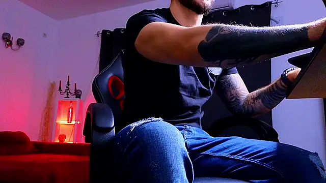 MightyAaron66 online show from 09.16.25