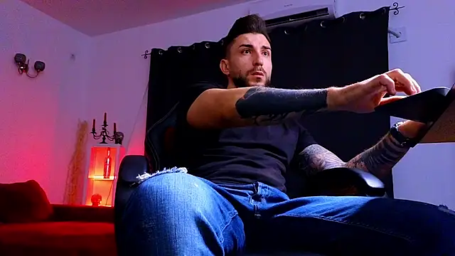 MightyAaron66 online show from 09.18.25