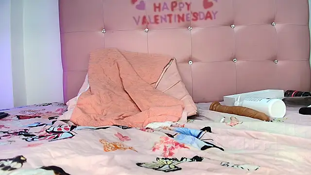 Snapshot of kata_hazel chatting on 01.25.25 kata hazel online show from 01.25.25