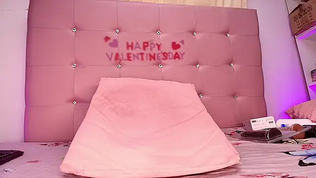 Snapshot of kata_hazel chatting on 02.12.25 kata hazel online show from 02.12.25