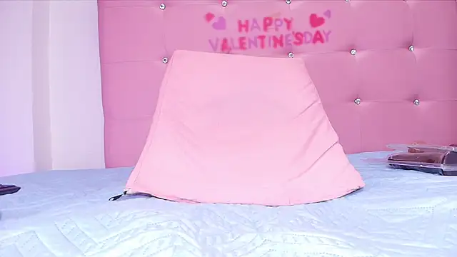 Snapshot of kata_hazel chatting on 03.04.25 kata hazel online show from 03.04.25