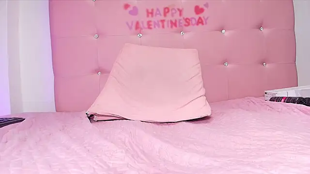 Snapshot of kata_hazel chatting on 03.07.25 kata hazel online show from 03.07.25