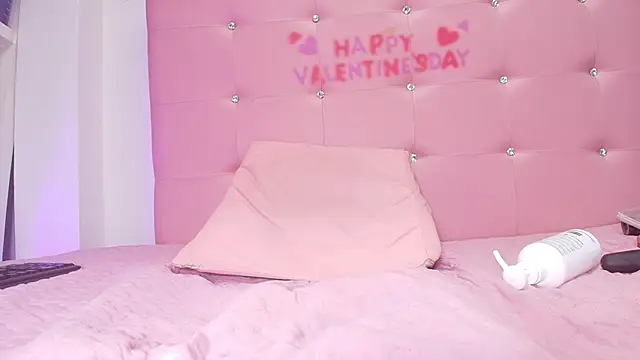 Snapshot of kata_hazel chatting on 03.11.25 kata hazel online show from 03.11.25