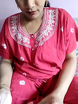 Snapshot of samitasharma chatting on 01.04.25 samitasharma online show from 01.04.25
