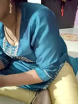 Snapshot of samitasharma chatting on 01.25.25 samitasharma online show from 01.25.25