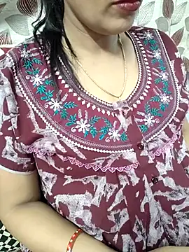 Snapshot of samitasharma chatting on 02.05.25 samitasharma online show from 02.05.25