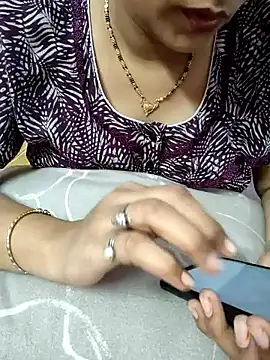 Snapshot of samitasharma chatting on 02.28.25 samitasharma online show from 02.28.25