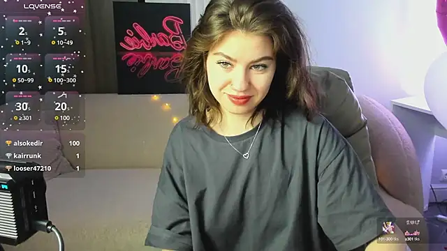 Selena grey  online show from 02.18.25