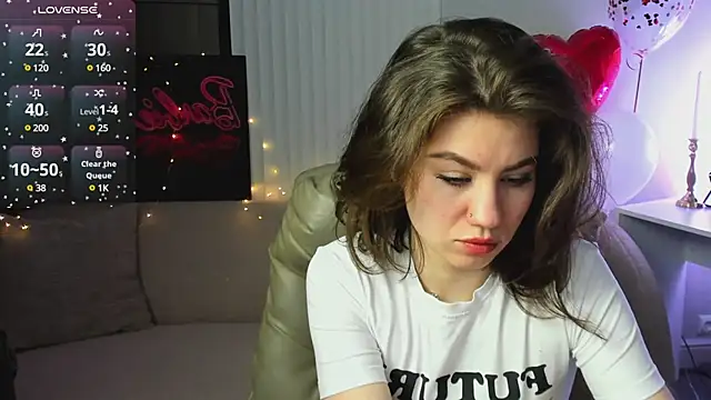 Selena grey  online show from 02.24.25