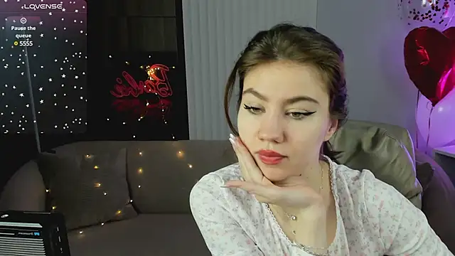 Selena grey  online show from 03.03.25