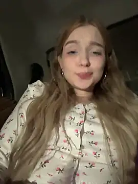 Baby Tiny online show from 01.02.25