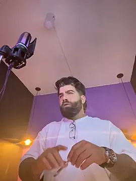 Lyon vach online show from 10.10.25