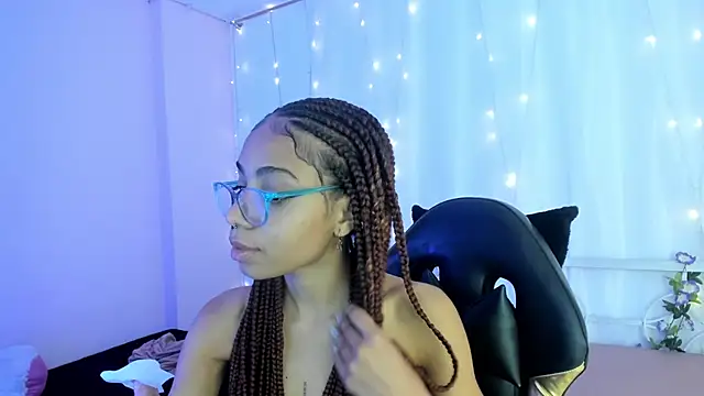 Abigail Wilson  online show from 01.06.25