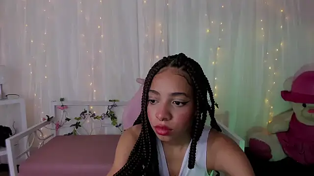 Abigail Wilson  online show from 02.18.25