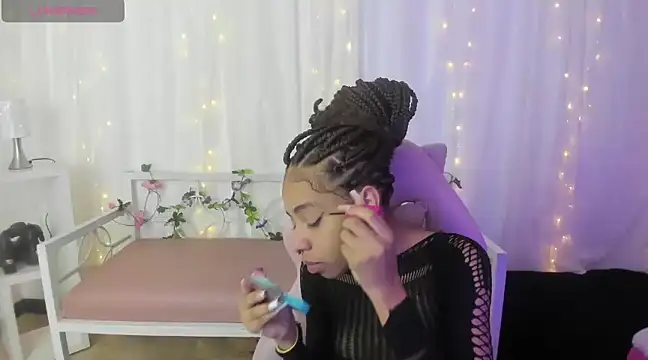 Abigail Wilson  online show from 02.19.25