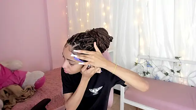 Abigail Wilson  online show from 03.15.25