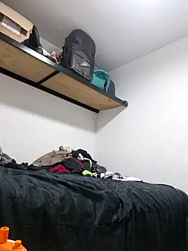 Snapshot of sweet_Melody_xx chatting on 10.03.25 sweet Melody xx online show from 10.03.25