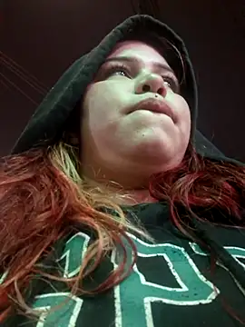 Snapshot of sweet_Melody_xx chatting on 10.12.25 sweet Melody xx online show from 10.12.25