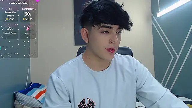 nolan twink1 online show from 02.12.25